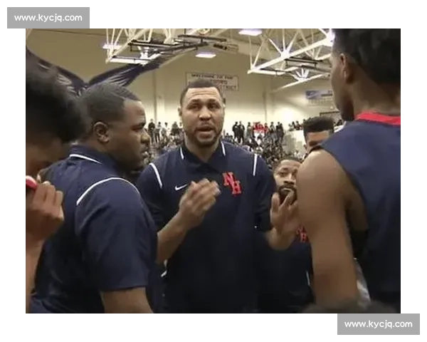 黄曼巴的闪电传奇:罗伊用流畅与绝杀镌刻的篮球绝响 黄曼巴的闪电传奇:罗伊用流畅与绝杀镌刻的篮球绝响