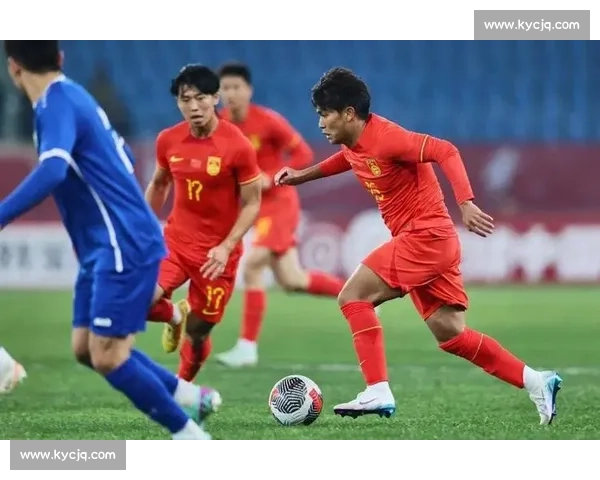 U22 决战前夜伤情告急:徐彬停训 胡荷韬膝伤未愈 U22 决战前夜伤情告急:徐彬停训 胡荷韬膝伤未愈