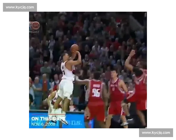 黄曼巴的闪电传奇:罗伊用流畅与绝杀镌刻的篮球绝响